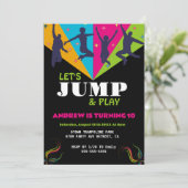 Jumping Jubilatie: Trampoline Park Verjaardag Kaart (Staand voorkant)