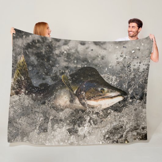 Jumping Salmon Fleece Deken (In situ)