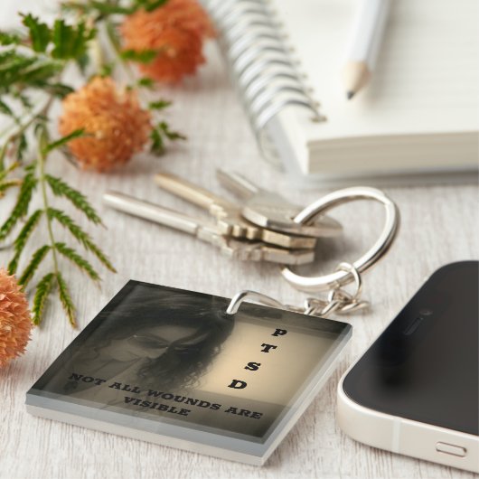 June is PTSD Bewustmaands Sleutelhanger (Voorkant Rechts)