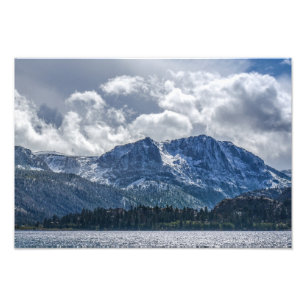 June Lake en Carson Peak met naderende storm Foto Afdruk