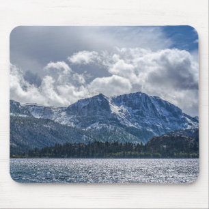June Lake en Carson Peak met naderende storm Muismat