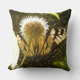 June Monarch Flower Pillow Kussen