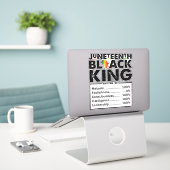 Juneteenth Black King Voedingsfeiten Melanine Sticker (Laptop op bureau)