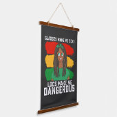 Juneteenth Bril Locs Maakt Me Gevaarlijk Hangend Wandkleed (Gebogen)