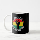 Juneteenth Freedom Breaking Every Chain beroemd ge Koffiemok (Links)