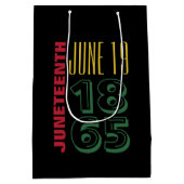 Juneteenth June 19 1865 Typografie Black History Medium Cadeauzakje (Achterkant)
