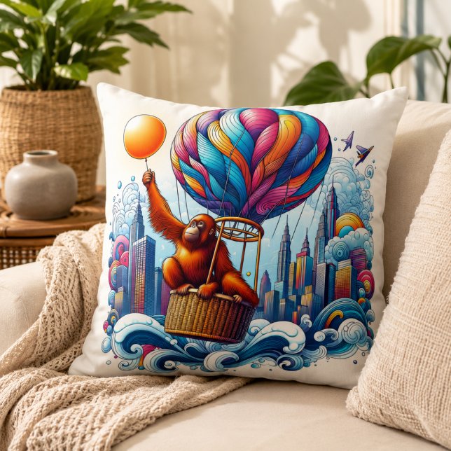 Jungle Harmony: orang-oetan inspiratie  Kussen (Jungle Harmony: Orangutan-Inspired Throw Pillow)