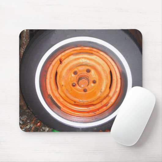 Junk Yard  Wheel, oranje zwart-wit Muismat (Met muis)