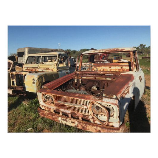 Junkyard Treasures Perfect Poster (Voorkant)