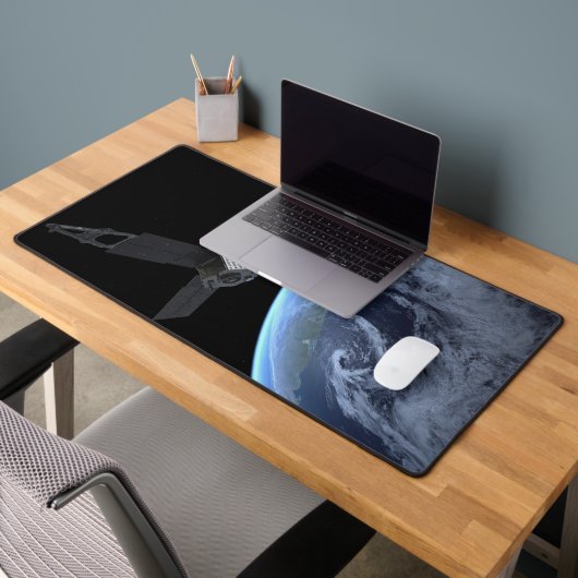 Juno ruimtevaartuig tijdens zijn Earth Flyby Bureaumat (Kantoor 2)