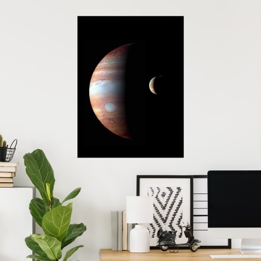 Jupiter en Io Poster (Thuiskantoor)