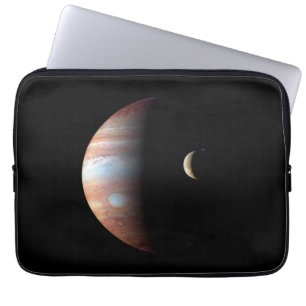 Jupiter Gas Giant Planet & Io Galilean Maan Laptop Sleeve