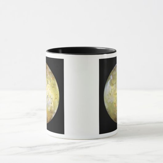 Jupiter's maan Lo Mok (Midden)