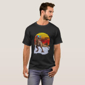 Jurassic T Rex Skiing Retro World Funny di T-shirt (Voorkant volledig)