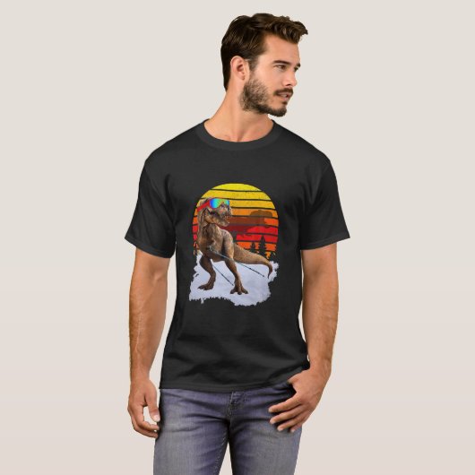 Jurassic T Rex Skiing Retro World Funny di T-shirt (Voorkant volledig)