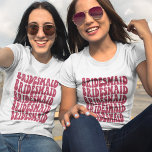 Jurkmeisje Magenta Op Maat Overeenkomende Bruiloft T-shirt<br><div class="desc">Zoekt u het perfecte kledingstuk voor de vrijgezellenfeest? Wilt u iets afwisselen en een leuke themafeest hebben? Kijk dan niet verder dan onze persoonlijke magenta roze jurkmeisje T-shirts! Onze shirts zijn gemaakt om perfect aan te sluiten bij de bruiloftsfeest, zodat iedereen er geweldig uitziet terwijl ze veel plezier hebben. Bovendien...</div>