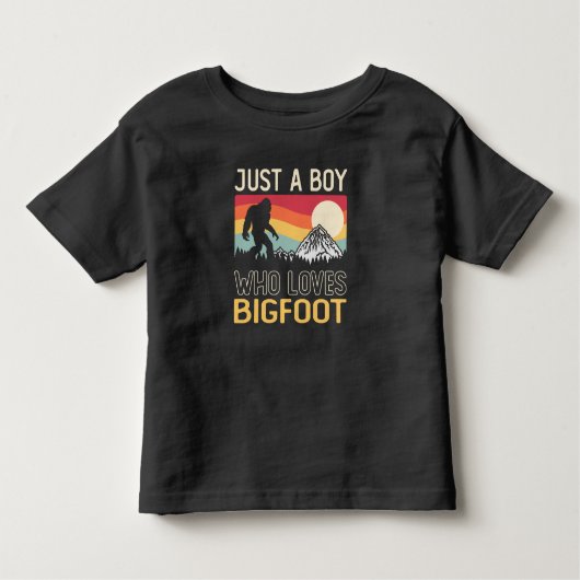 Just A Boy Who Loves Bigfoot Sasquatch Kinder Shirts (Voorkant)