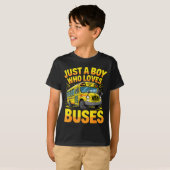 Just A Boy Who Loves Buses School Bus  T-shirt (Voorkant volledig)