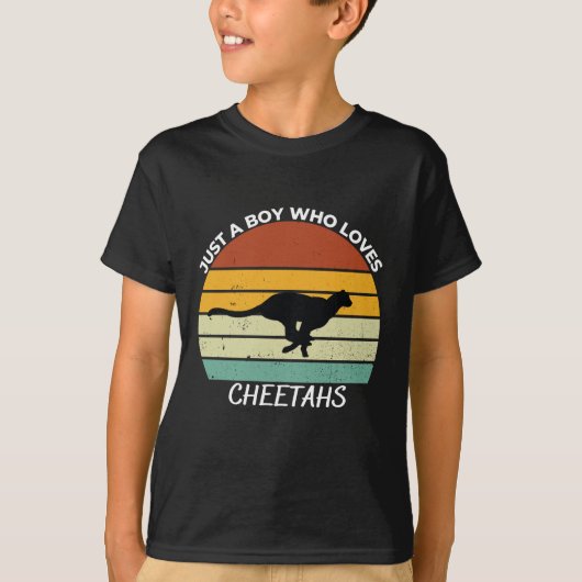 Just a boy who loves cheetahs t-shirt (Voorkant)
