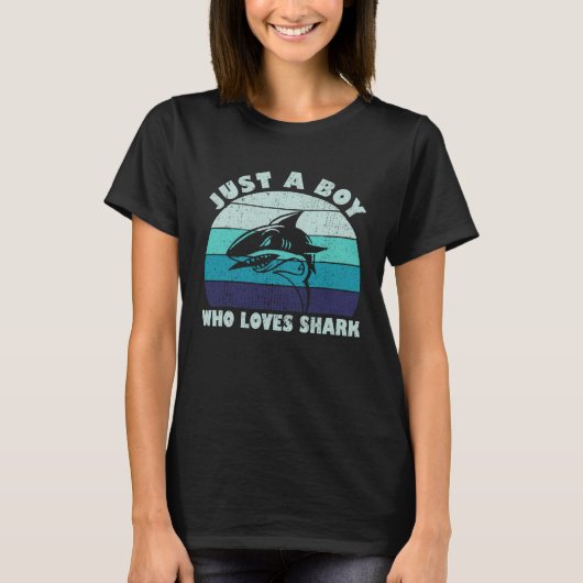 Just A Boy Who Loves Sharks Love Ocean Shark T-shirt (Voorkant)