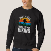 Just a Guy Who Loves Hiking Retro Sweatshirt (Voorkant)
