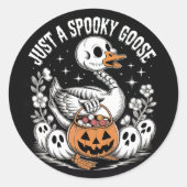 Just A Spooky Goose Halloween Sticker – Cute Funny (Voorkant)