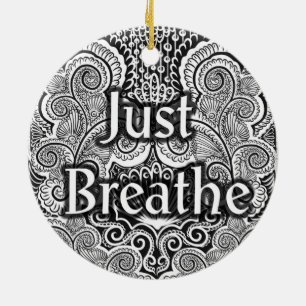 Just Breathe – Kalmerende Mandala-Geïnspireerd Keramisch Ornament