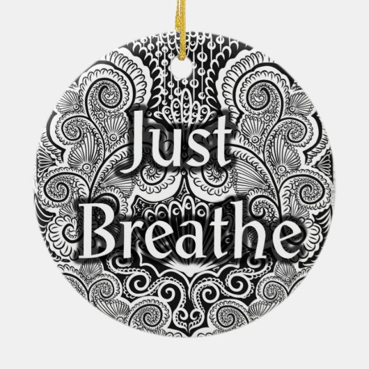 Just Breathe – Kalmerende Mandala-Geïnspireerd Keramisch Ornament (Achterkant)