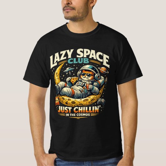 Just Chilling Lazy Astronaut Cat T-Shirt (Voorkant)