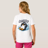 JUST CHILLING PINGUIN Throw Pillow T-shirt (Achterkant volledig)