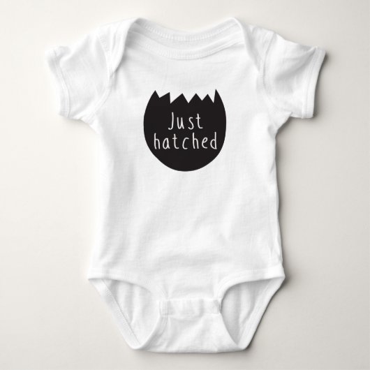 "Just Hatched" Baby Jersey Bodysuit (Voorkant)
