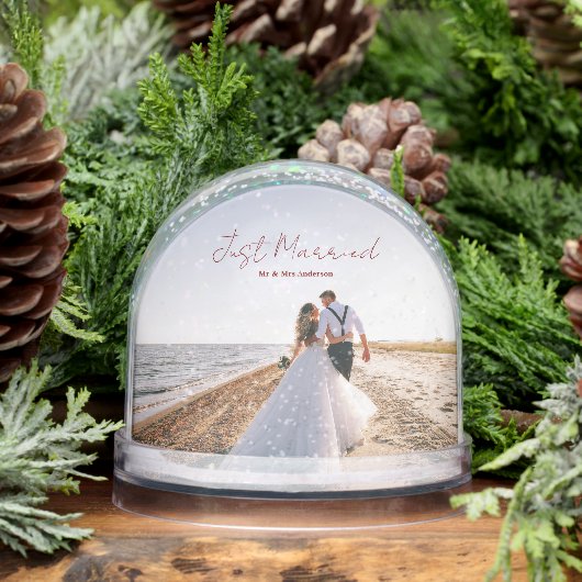 Just Married Christmas Greetings Customize Photo Sneeuwbol (Winter)