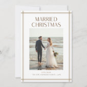 Just Married Newlywed Couple Beach Photo Christmas Feestdagenkaart (Voorkant)