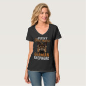 Just one more German Shepherd i promise  dog T-shirt (Voorkant volledig)