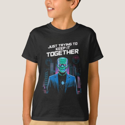 Just Trying To Keep It Together Shirt Halloween Fr (Voorkant)
