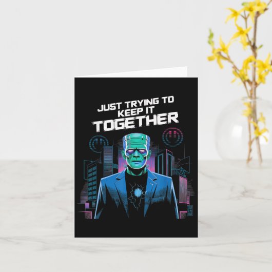 Just Trying To Keep It Together Shirt Halloween Fr Kaart (Gele Bloem)