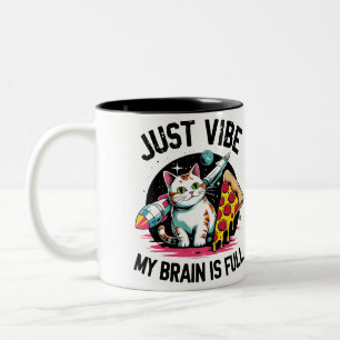 Just Vibe beroemd gemaakt door Space Cat & Pizza Tweekleurige Koffiemok