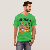 Just Waiting For Halloween Cute Lazy Sloth Hallowe T-shirt (Voorkant volledig)