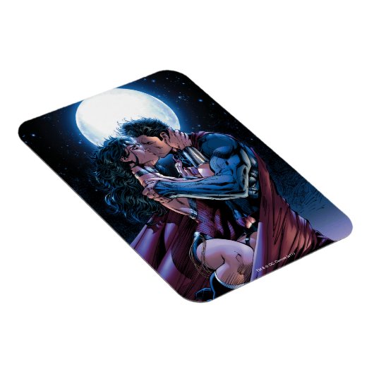 Justice League #12 Wonder Woman & Superman Kiss Magneet (Rechterzijde)