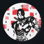 Justice League | Cyborg Digital Noir Pop Art Grote Klok<br><div class="desc">Bekijk deze noir-stijl komische kunst van de Cyborg van de Justice League,  die staat met zijn cybernetisch kanon klaar. Deze zwarte en witte afbeelding wordt gecompenseerd door zijn rode cybernetische verbeteringen en rode digitale vierkantjes op de achtergrond.</div>