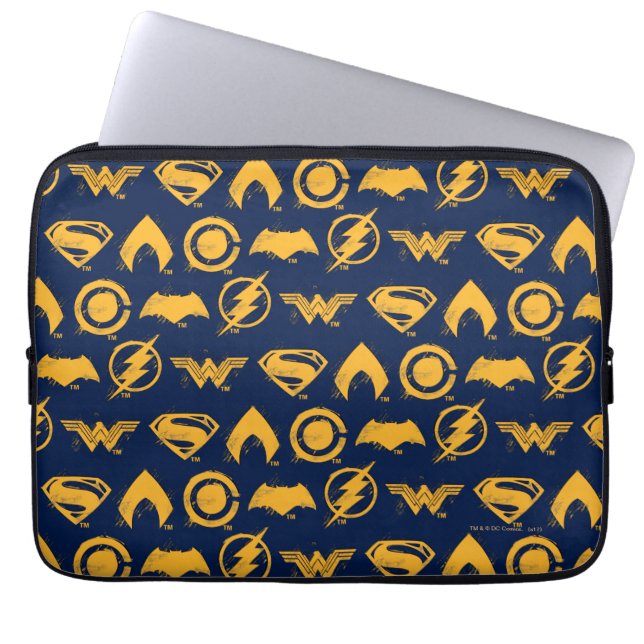 Justice League | Gestolen teamsymbolen Lineup Laptop Sleeve (Voorkant)