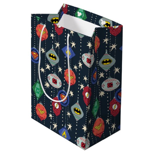 Justice League Holiday Bauble Pattern Medium Cadeauzakje (Achterkant Gekanteld)