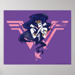 Justice League | Wonder Woman & Symbol Pop Art Poster<br><div class="desc">Kijk uit hoe de Wonder Woman van de Justice League zich voorstelde met haar armen,  bovenop haar roze Wonder Woman logo. Dit hoge contrast noir grafisch wordt voorzien van halftone stippen om het een nostalgisch stripverhaal te geven.</div>