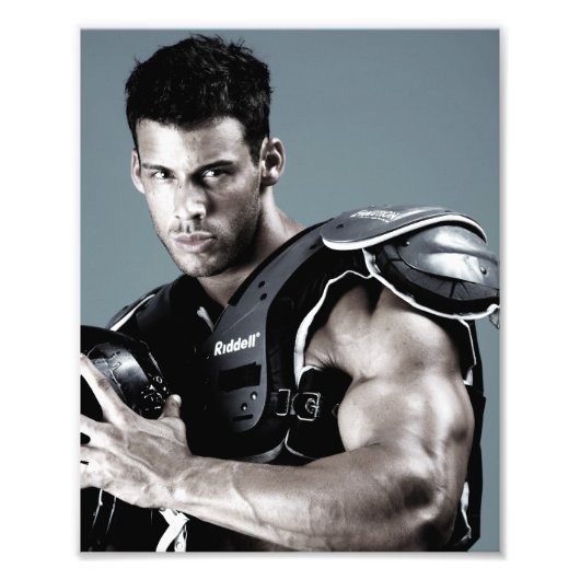 Justin Woltering Football Pose Foto - 8 x10 Afdruk (Voorkant)