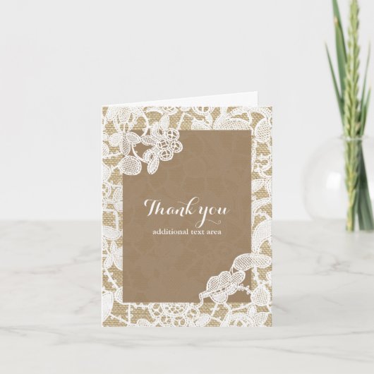 Jute & Witte Bloemsluiers Elegante Rustieke Bruilo Bedankkaart (Voorkant)