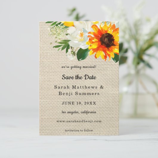 Jute Zonneschijf & Witte Bloemmotief Bewaar De Dat Save The Date (Staand voorkant)