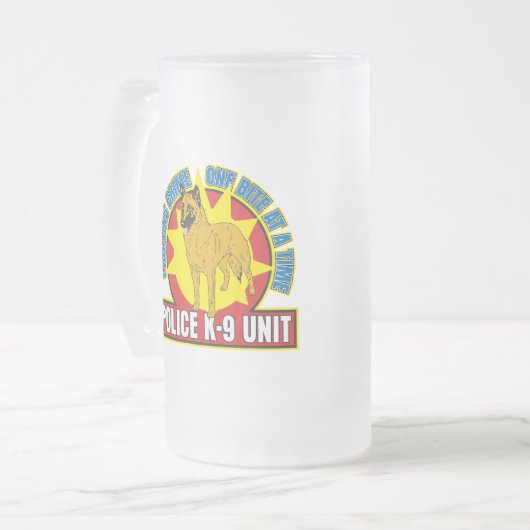 K9 Belgisch Malinois Bite Matglas Bierpul (Voorkant links)