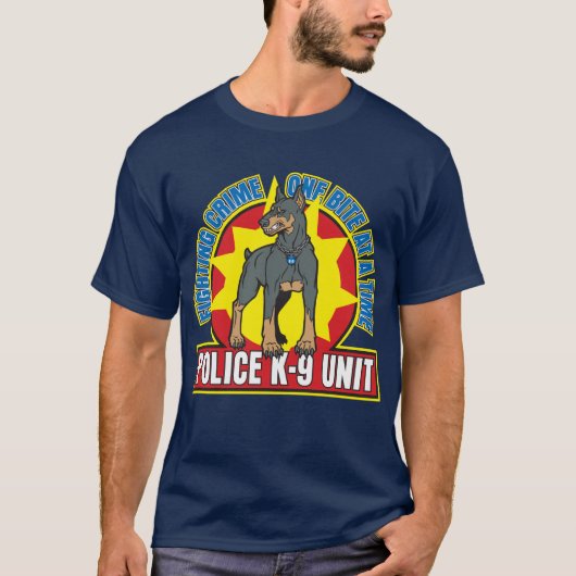 K9 Doberman Bite T-shirt (Voorkant)