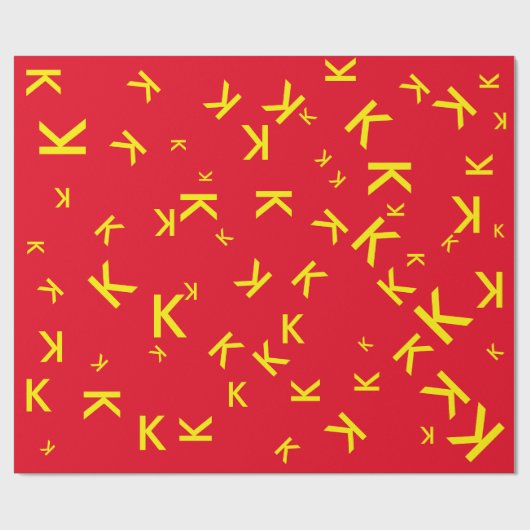 K aangepaste letter - gele naam-initiaal op rood cadeaupapier (Vlak)
