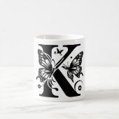 K Alphabet zwarte vlinder Magische Mok (Center)